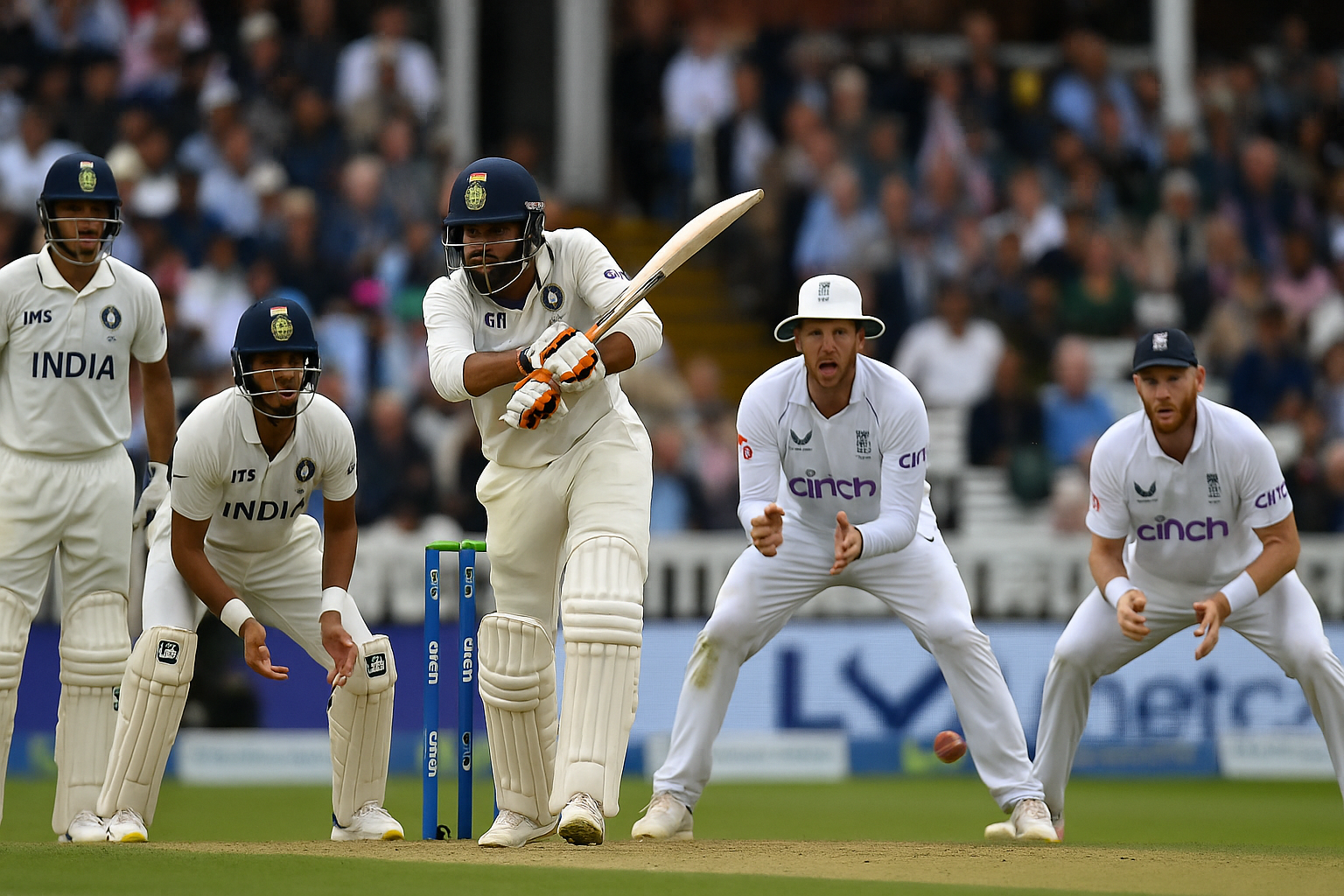 इंग्लैंड ने लॉर्ड्स में रोमांचक जीत हासिल की